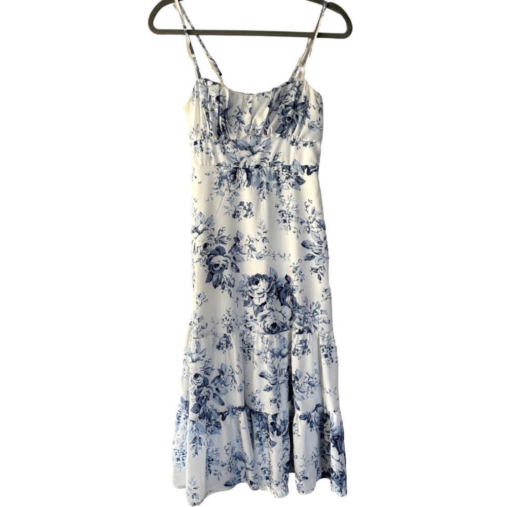 Blue and white floral dress, Streetwear Society